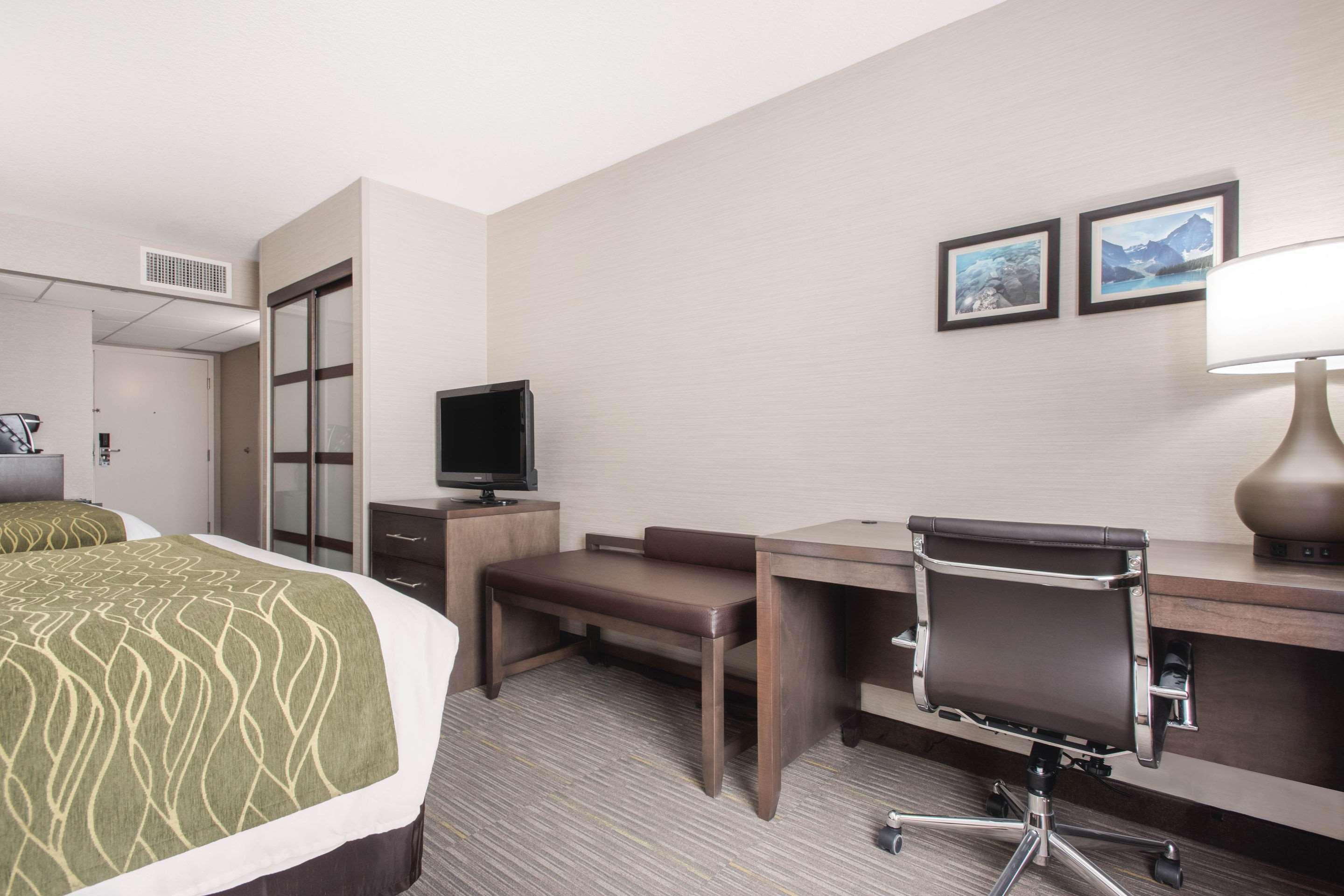 Comfort Inn & Suites Red Deer Εξωτερικό φωτογραφία