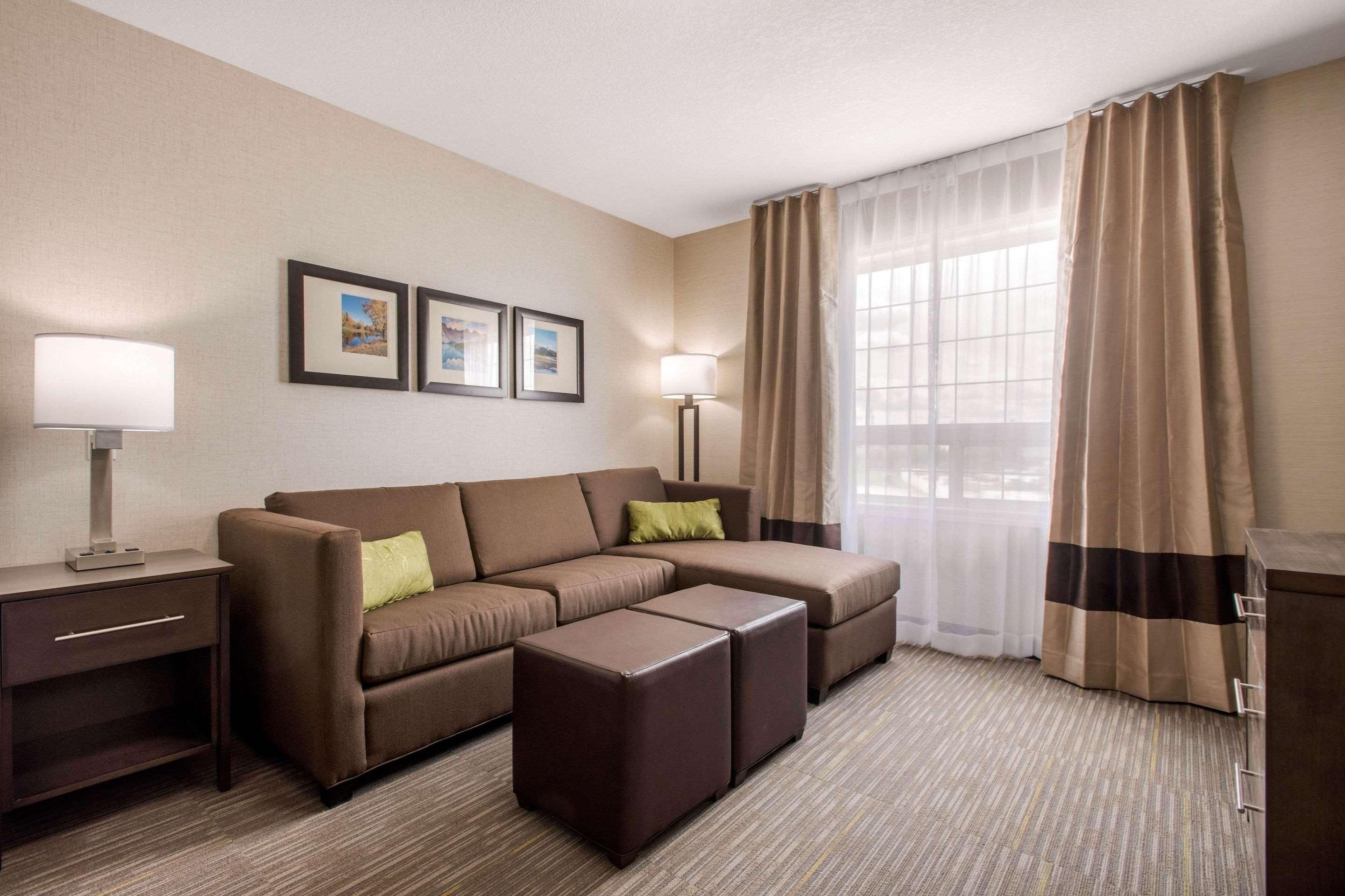Comfort Inn & Suites Red Deer Εξωτερικό φωτογραφία