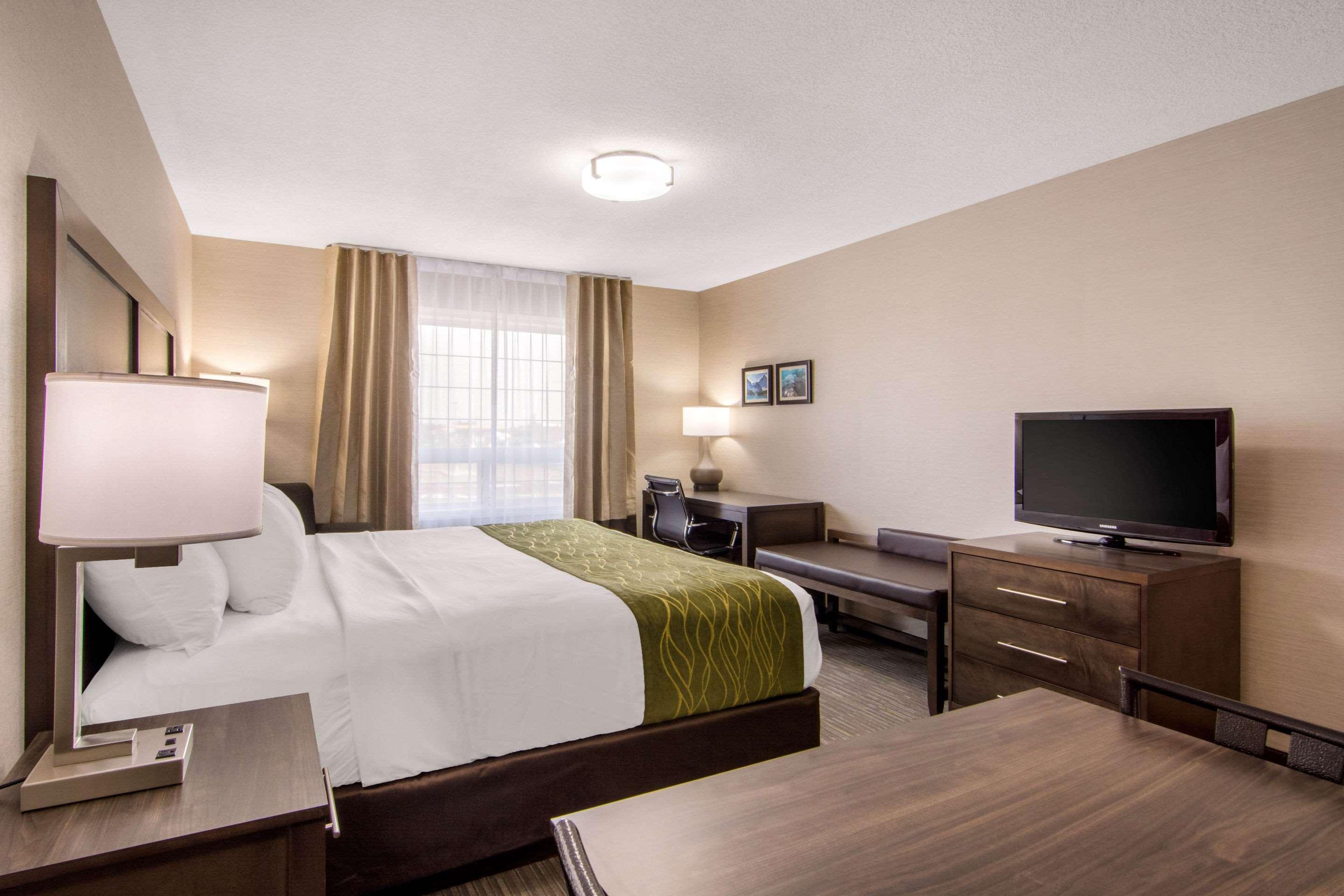 Comfort Inn & Suites Red Deer Εξωτερικό φωτογραφία