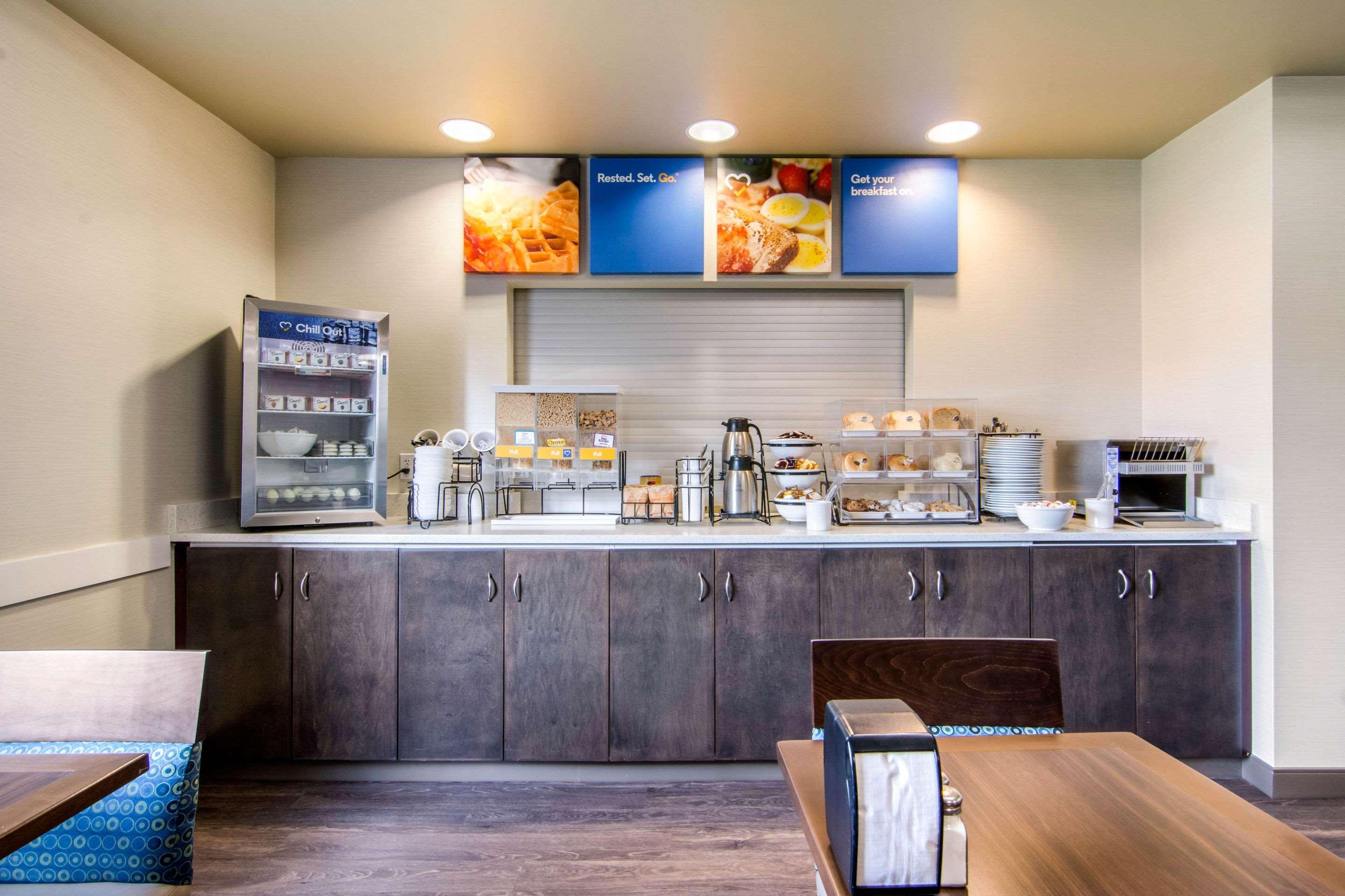 Comfort Inn & Suites Red Deer Εξωτερικό φωτογραφία