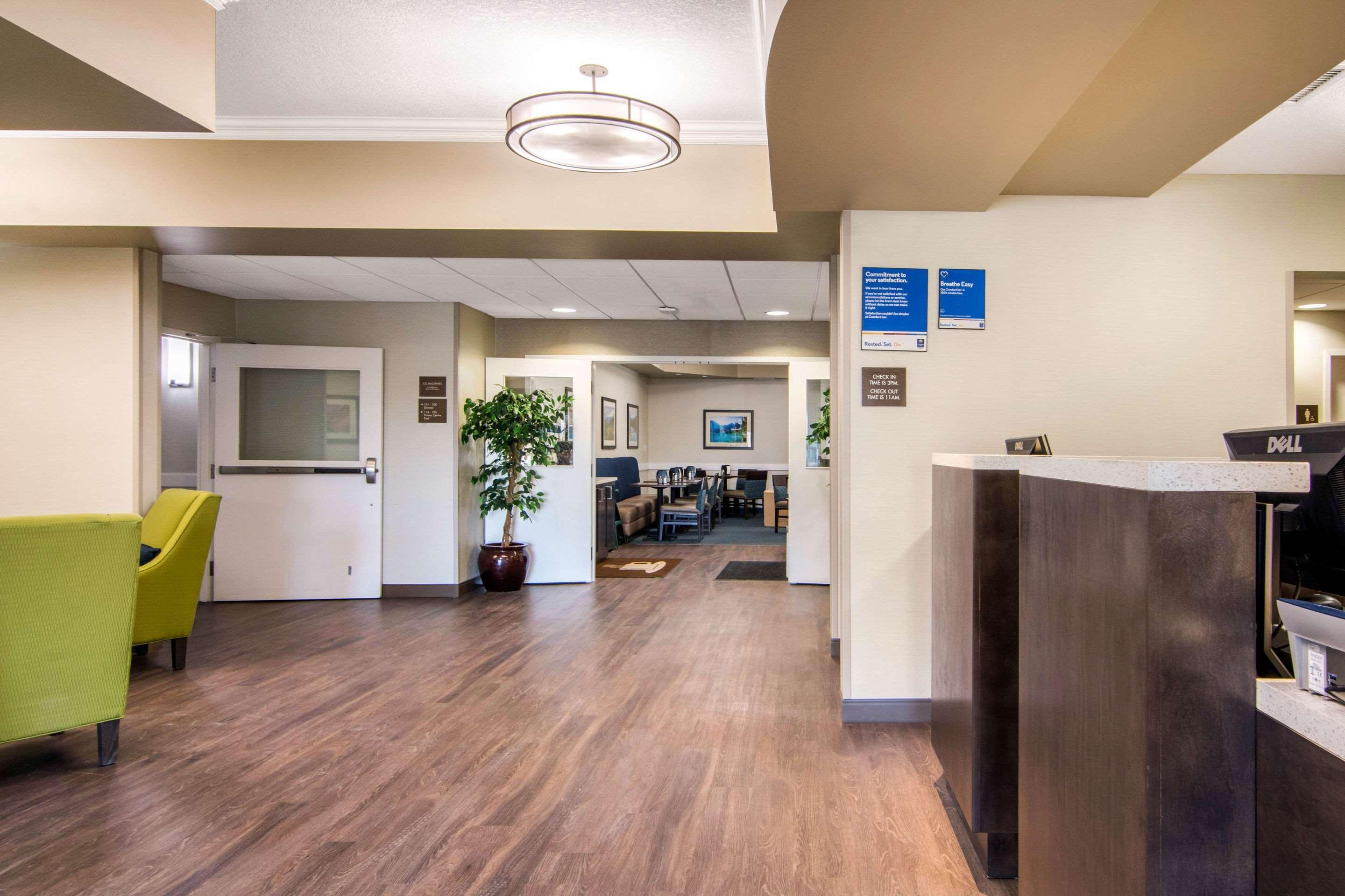 Comfort Inn & Suites Red Deer Εξωτερικό φωτογραφία