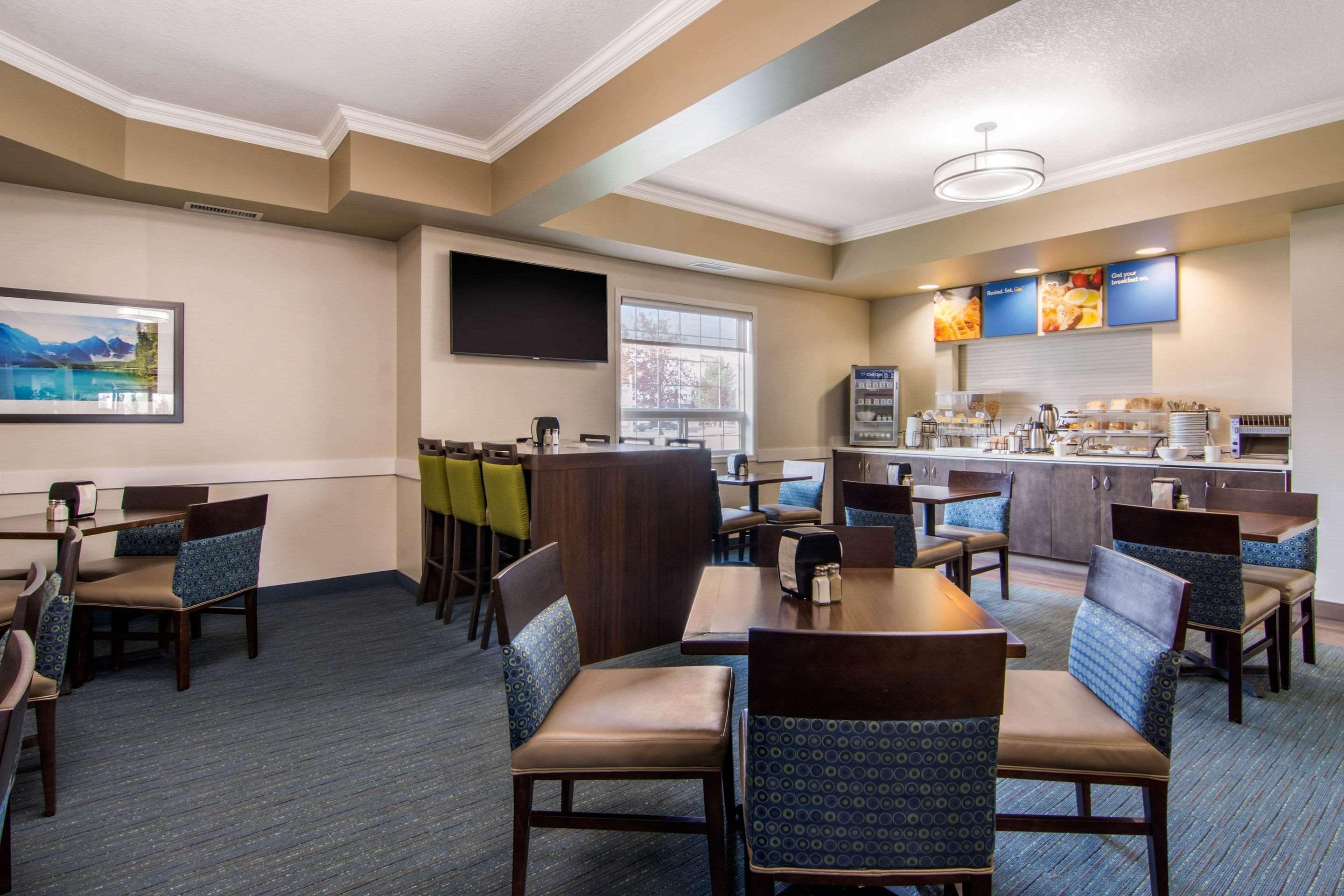 Comfort Inn & Suites Red Deer Εξωτερικό φωτογραφία
